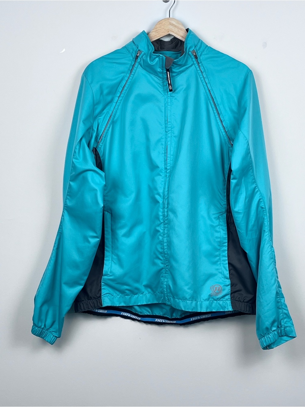 Novara Women's Convertible Lightweight Vented Cycling Windbreaker Size XL Active